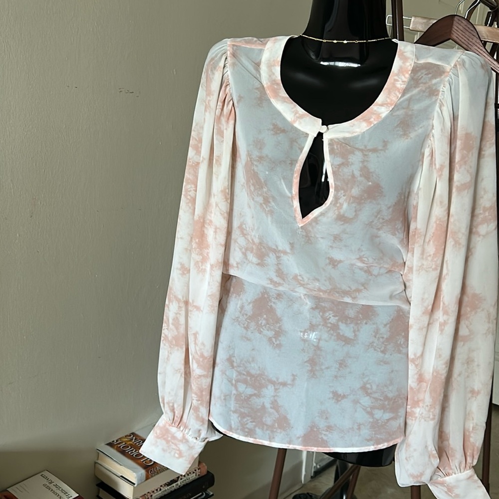 ✨Allison Joy Tess Blouson Sleeve Top✨ sz. M